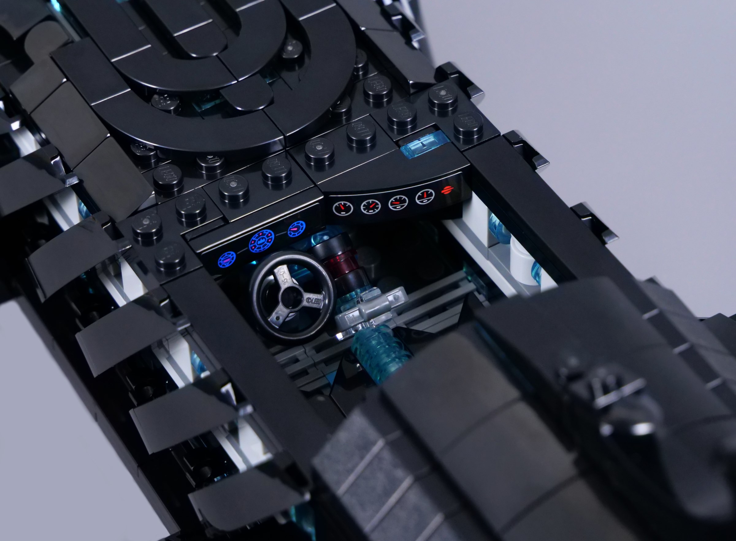 LEGO DC Comics Super Heroes 76304 Batman Forever Batmobile review